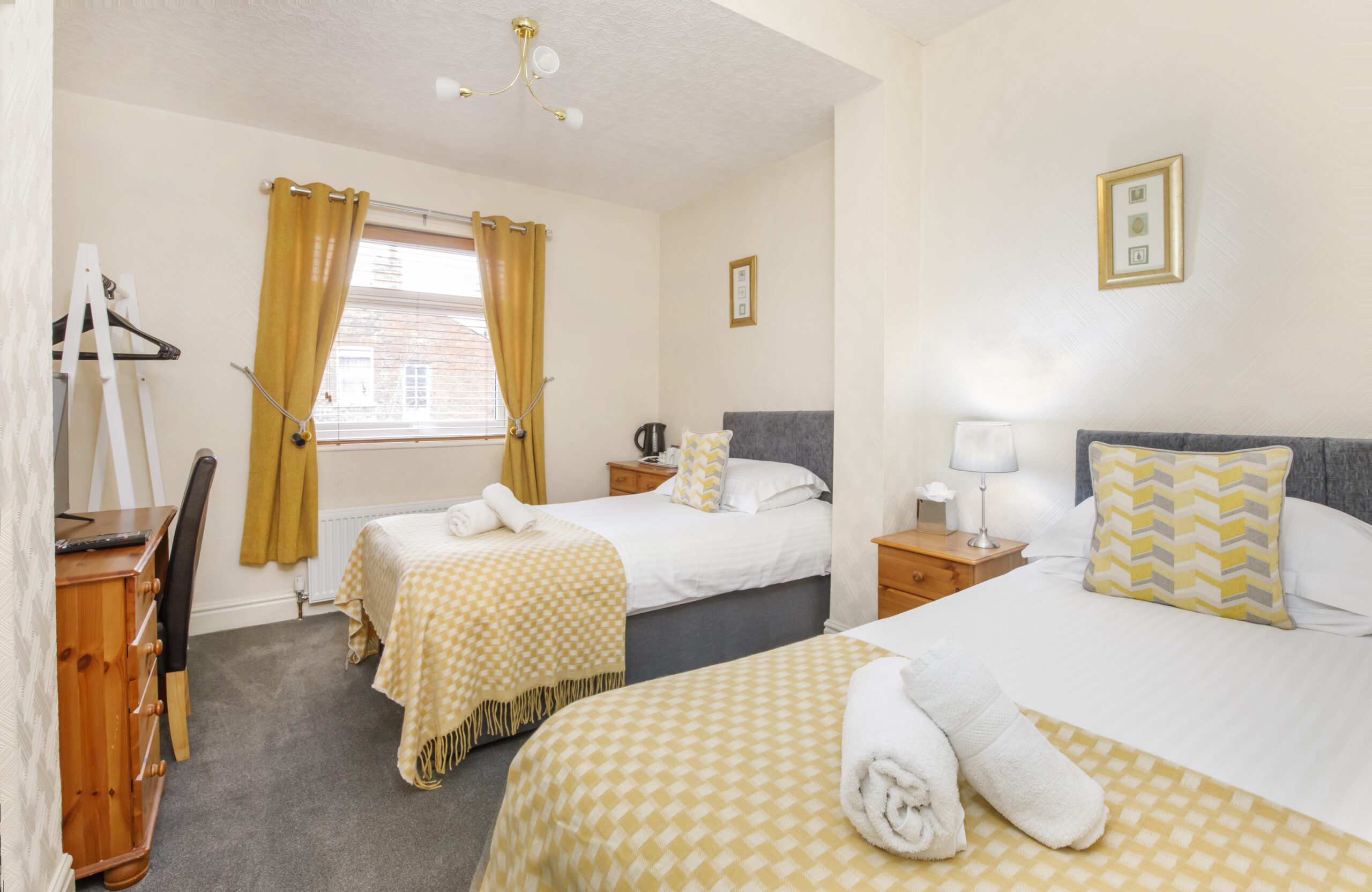 St Mary’s Guest House - Twins