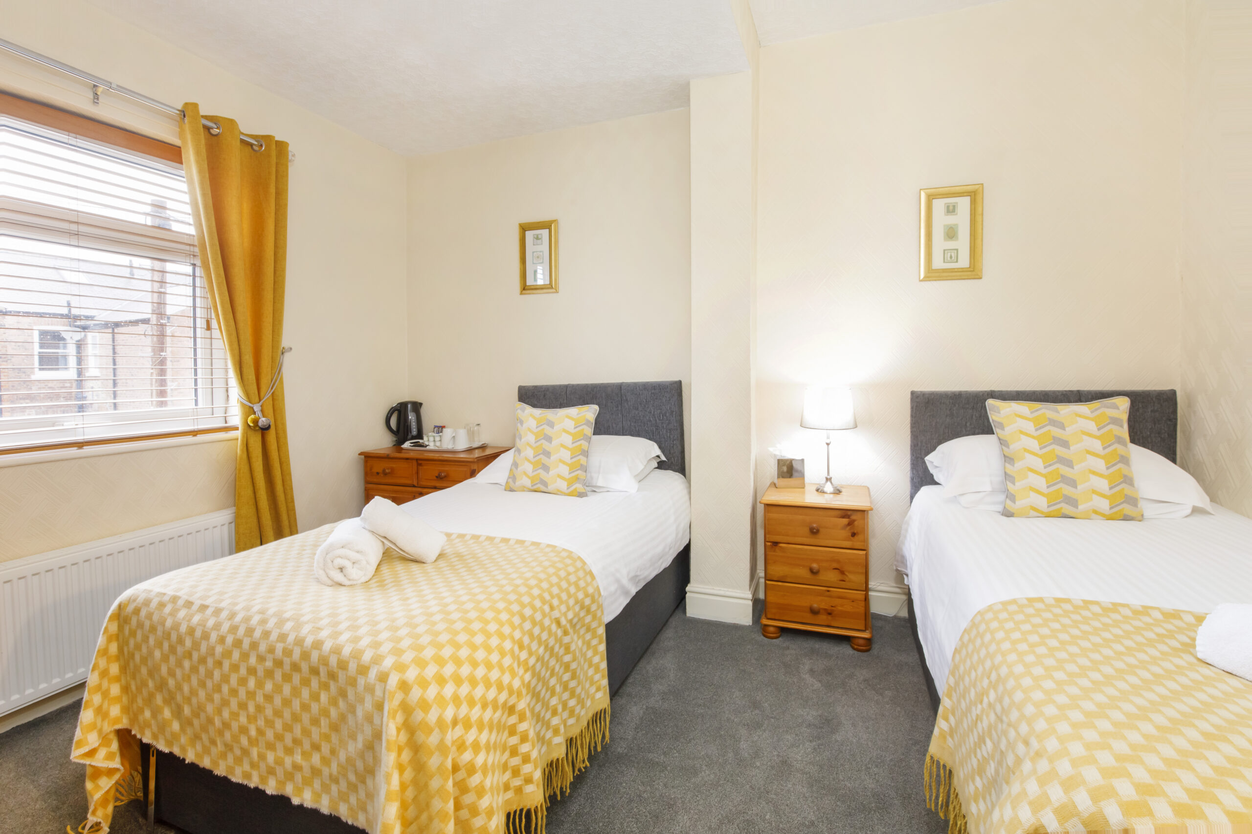St Mary’s Guest House - Twins